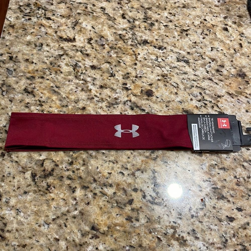 NWT Under Armor Headband 